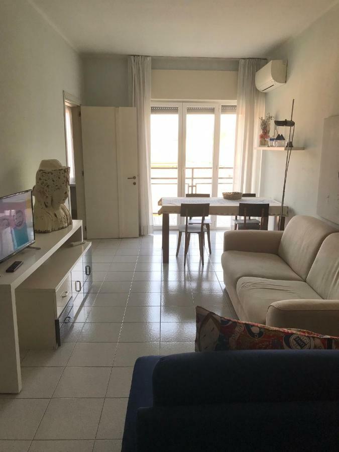 Leoni Charminghouse Appartement Milaan Buitenkant foto