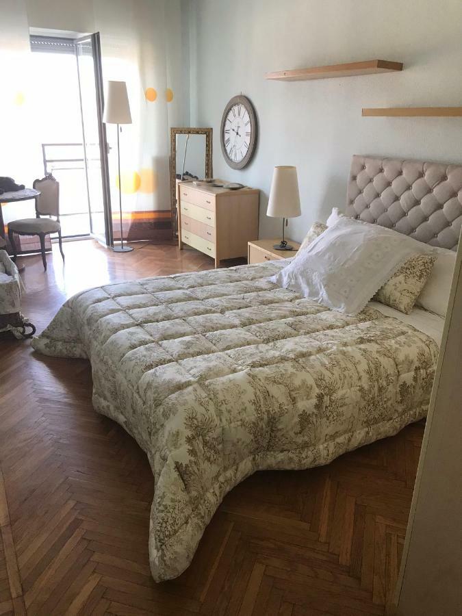 Leoni Charminghouse Appartement Milaan Buitenkant foto