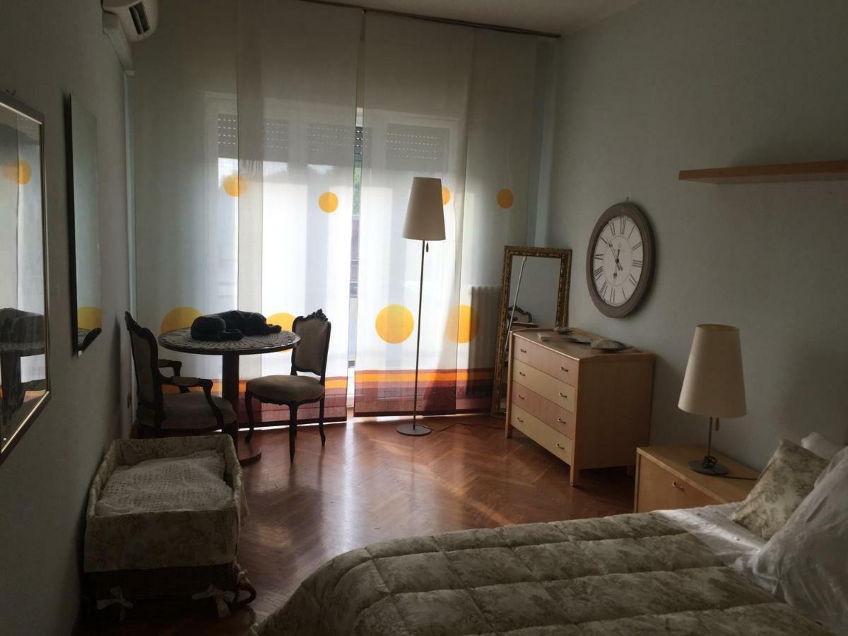 Leoni Charminghouse Appartement Milaan Buitenkant foto